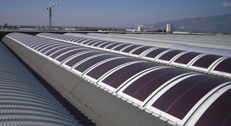 Painéis solares flexíveis: coberturas curvas